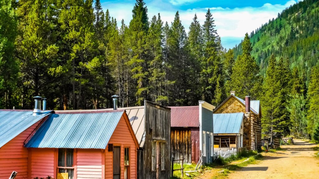 Explore These 18 Spine-Chilling Haunted Sites for Your Next Getaway 18 18 3