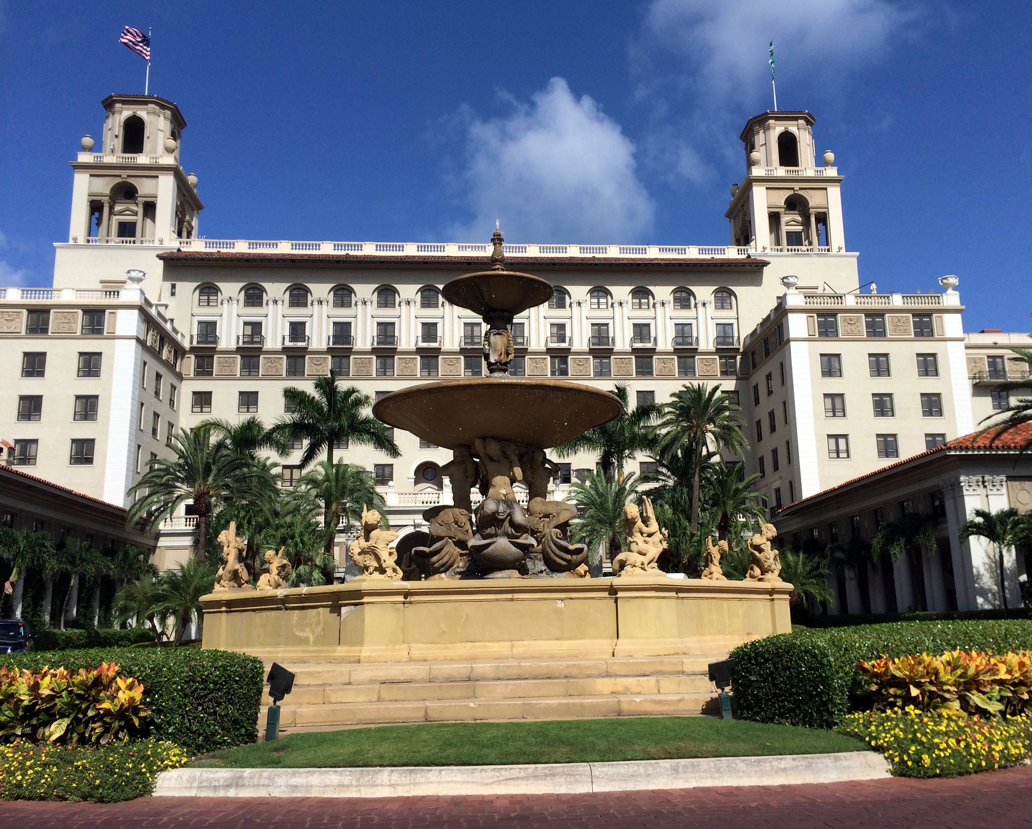 The 18 Most Instagram-Worthy Hotels You Won’t Believe Are in the U.S. 3 15918440441 a62b842cba k