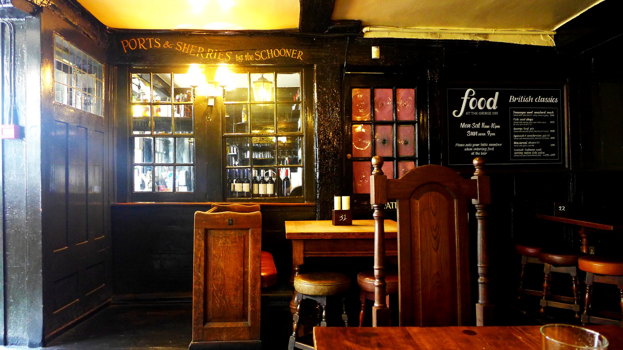 18 Iconic British Pubs That Offer More Than Just a Pint 13 22411347759 8d5006ee7d k