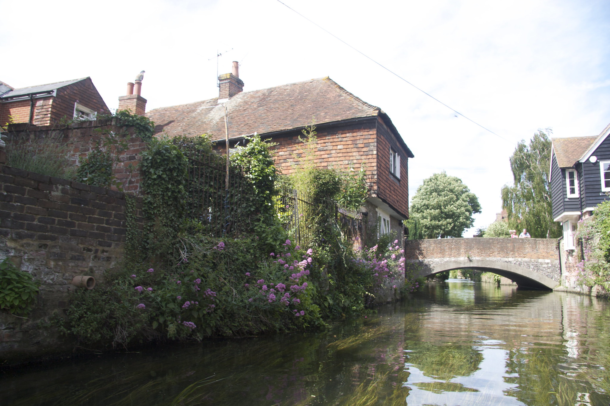 18 Iconic British Pubs That Offer More Than Just a Pint 17 2603952126 e41c6f6a4e k