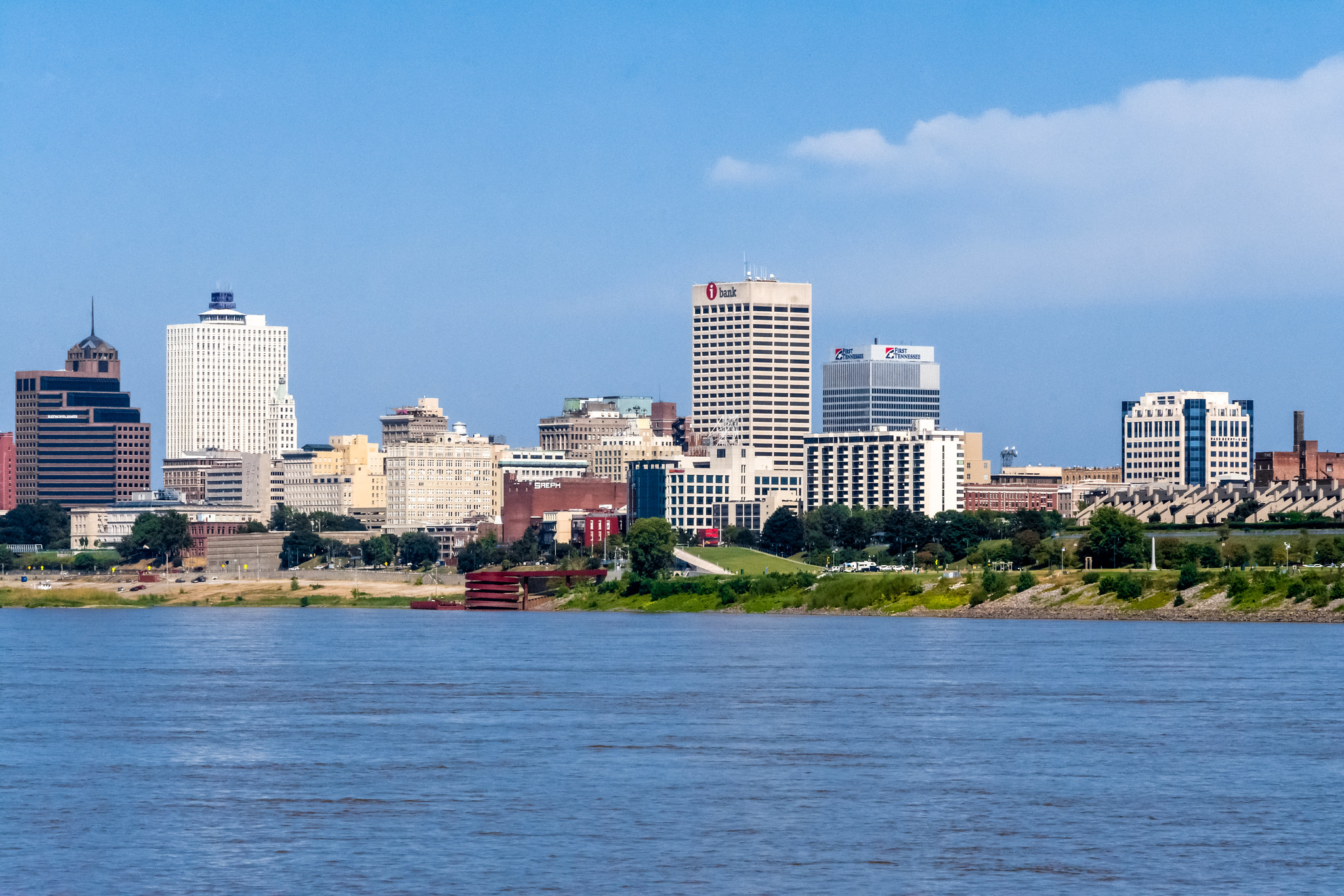 Journey Through 16 Southern River Towns That Blend Tradition, Taste, and Timeless Charm 5 30324498203 be70a42f89 k
