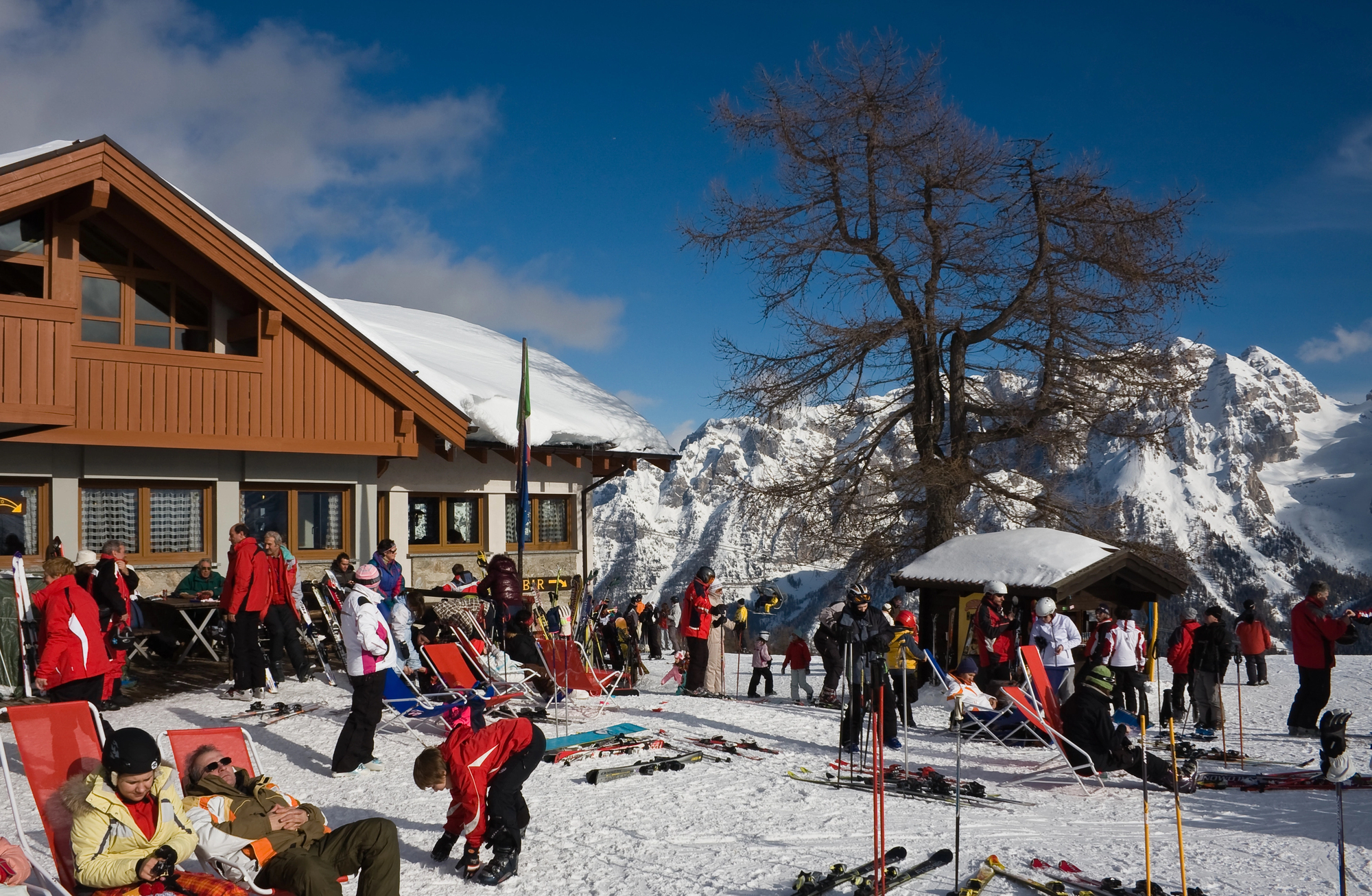 16 Magical Alpine Destinations in Italy for Your Dream Vacation 16 Depositphotos 1186442 L