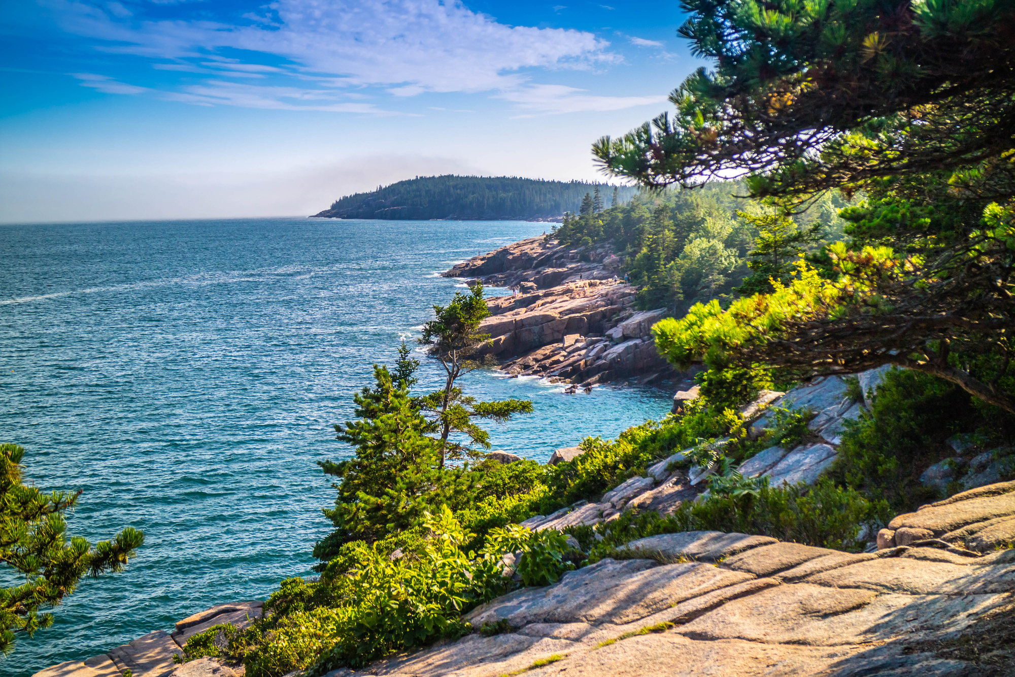 25 Coastal Trails That Will Take Your Breath Away 2 Depositphotos 235335022 L