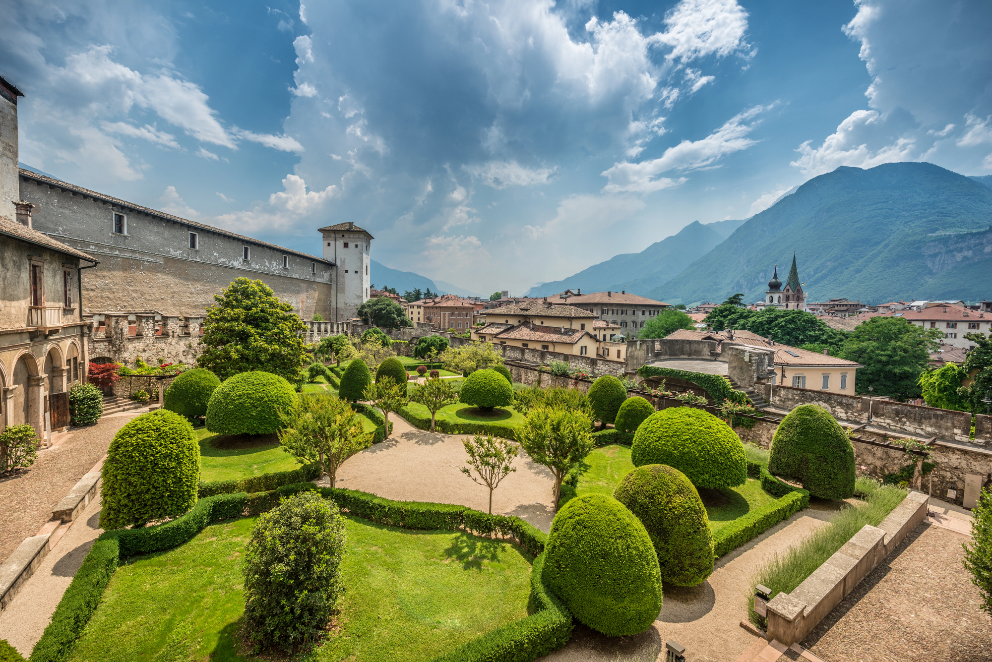 16 Magical Alpine Destinations in Italy for Your Dream Vacation 7 Depositphotos 27052511 L 1