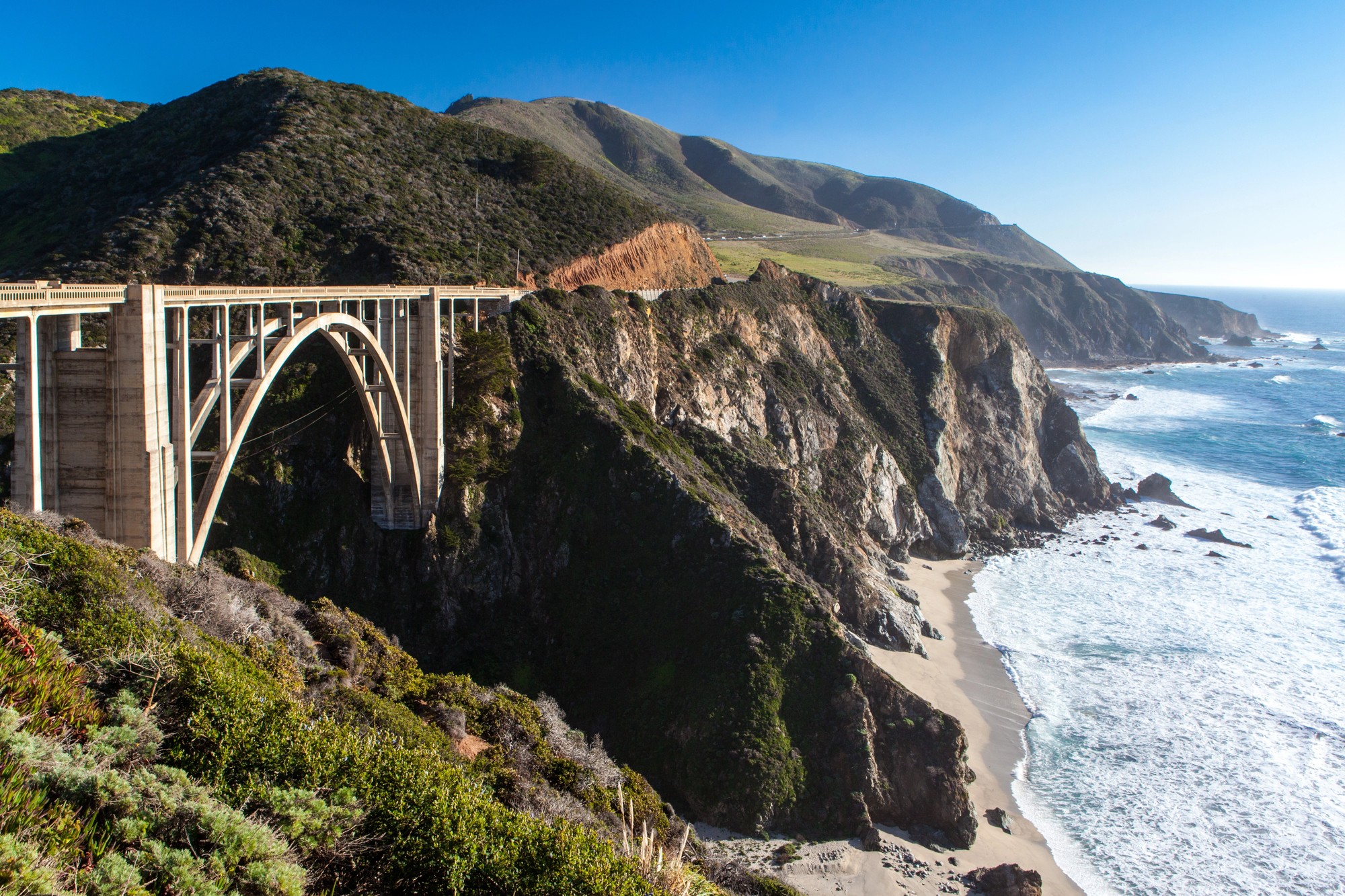 25 Coastal Trails That Will Take Your Breath Away 6 Depositphotos 27344453 L