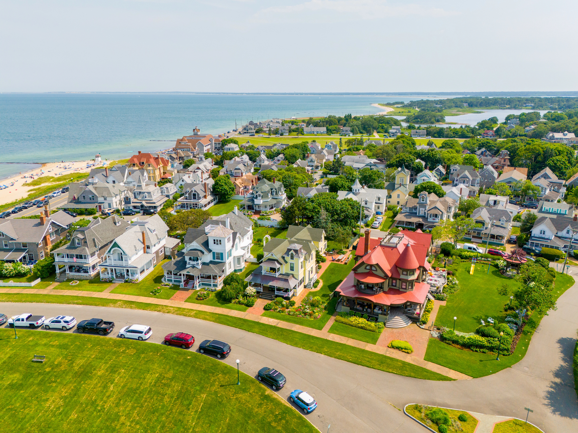 25 Coastal Trails That Will Take Your Breath Away 16 Depositphotos 737070684 L