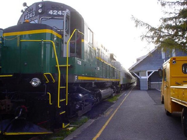 14 Enchanting Sleeper Train Trips That Showcase America’s Best Views 8 13755521075 246567232d z