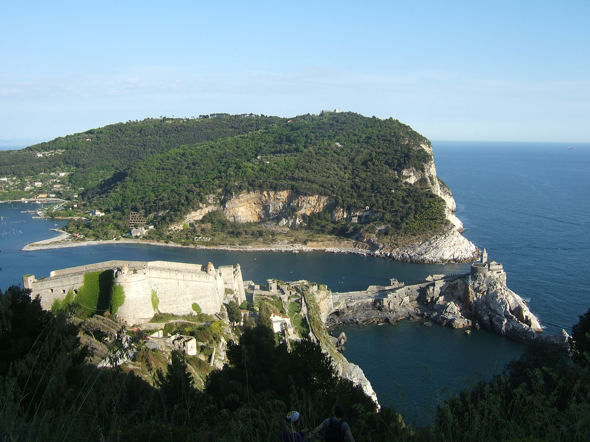 2489677139 897fe3451b k