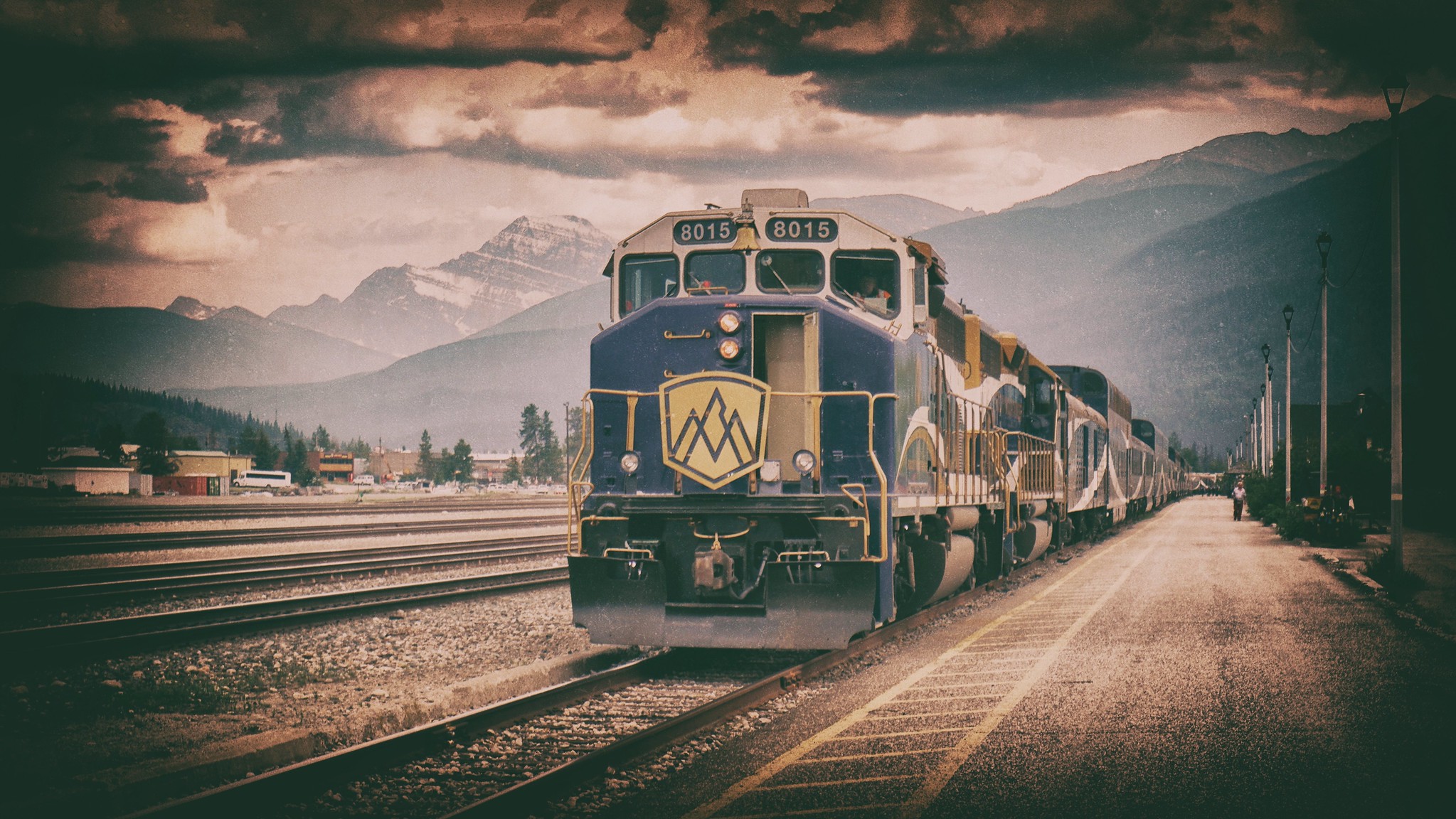 14 Enchanting Sleeper Train Trips That Showcase America’s Best Views 5 53076119671 22a0659239 k