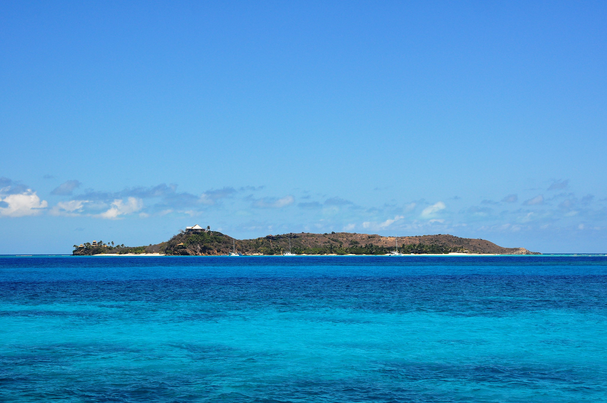 9070853541 2f9f4c1a0c k