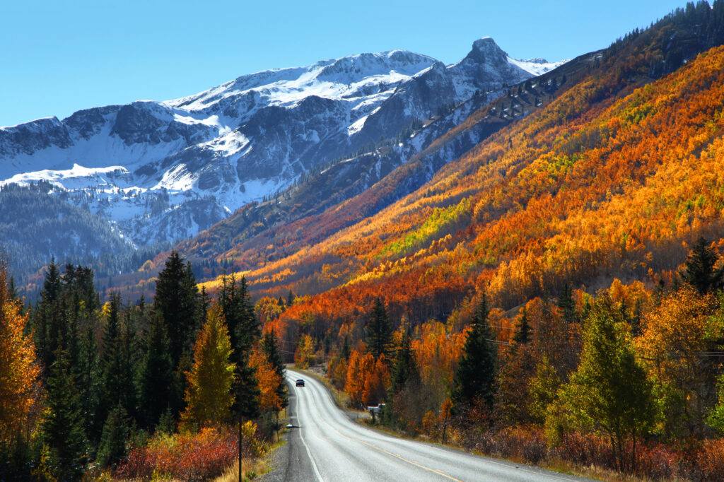 18 Best Mountain Towns in Colorado for a Summer Getaway - The Modern ...