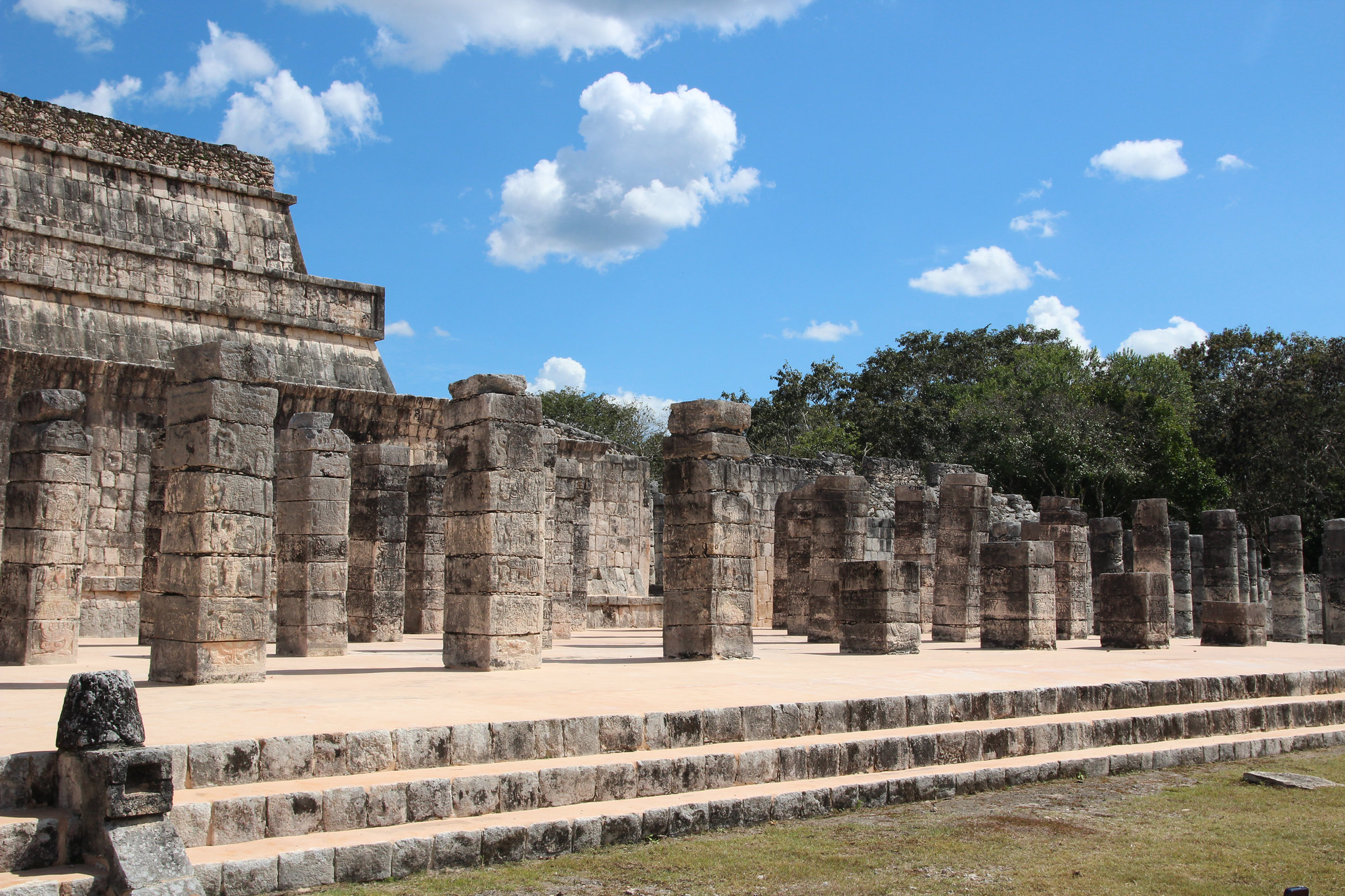 15 Chichen Itza Facts That Will Change How You See This Ancient Wonder 10 Jim Hoffman Plaza of a Thousand Columns Chichen Itza